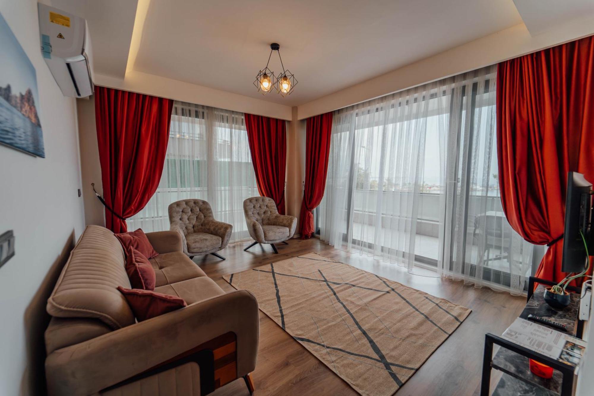 Fortunella Suites Finike Bagian luar foto