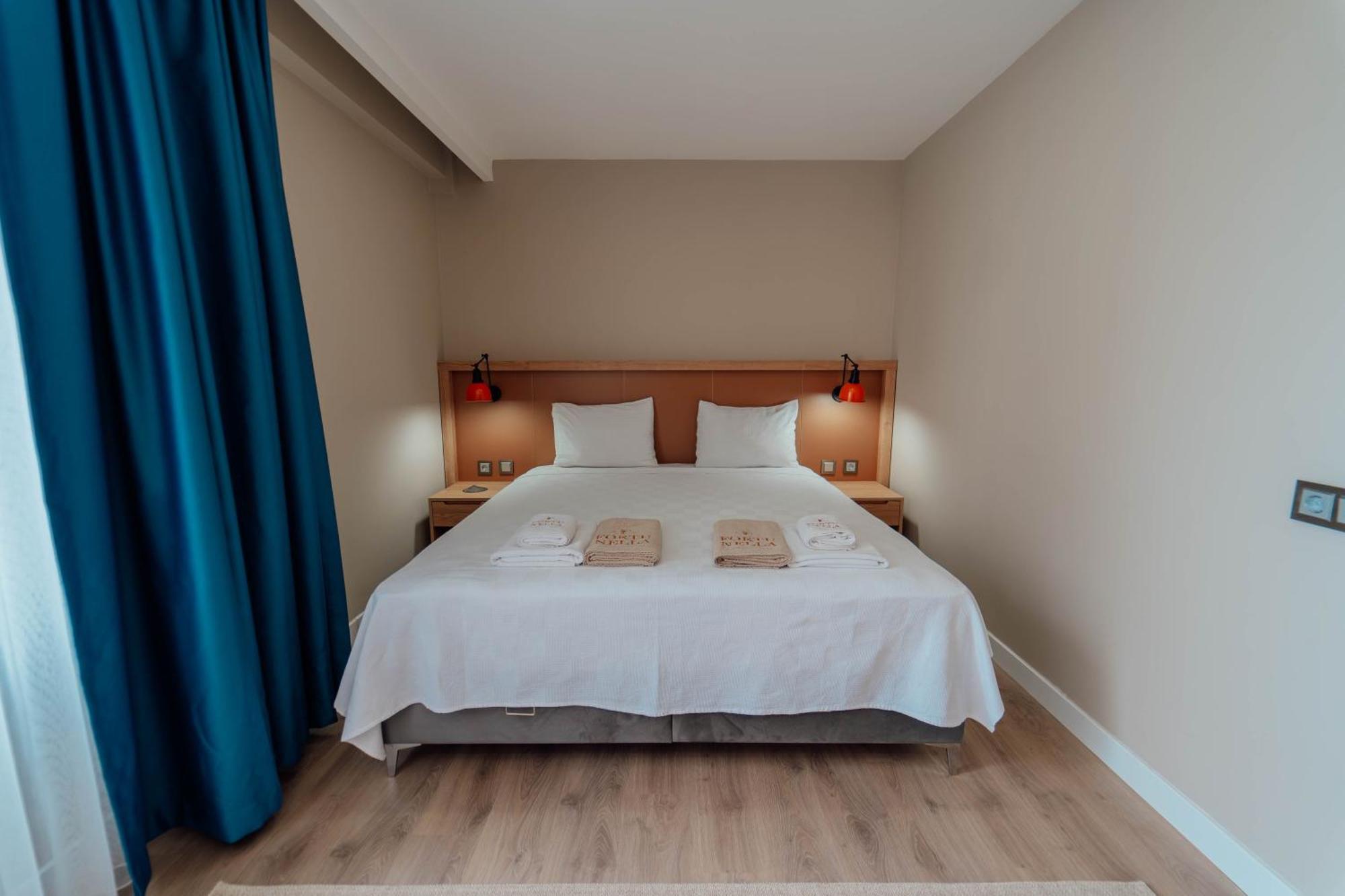 Fortunella Suites Finike Bagian luar foto