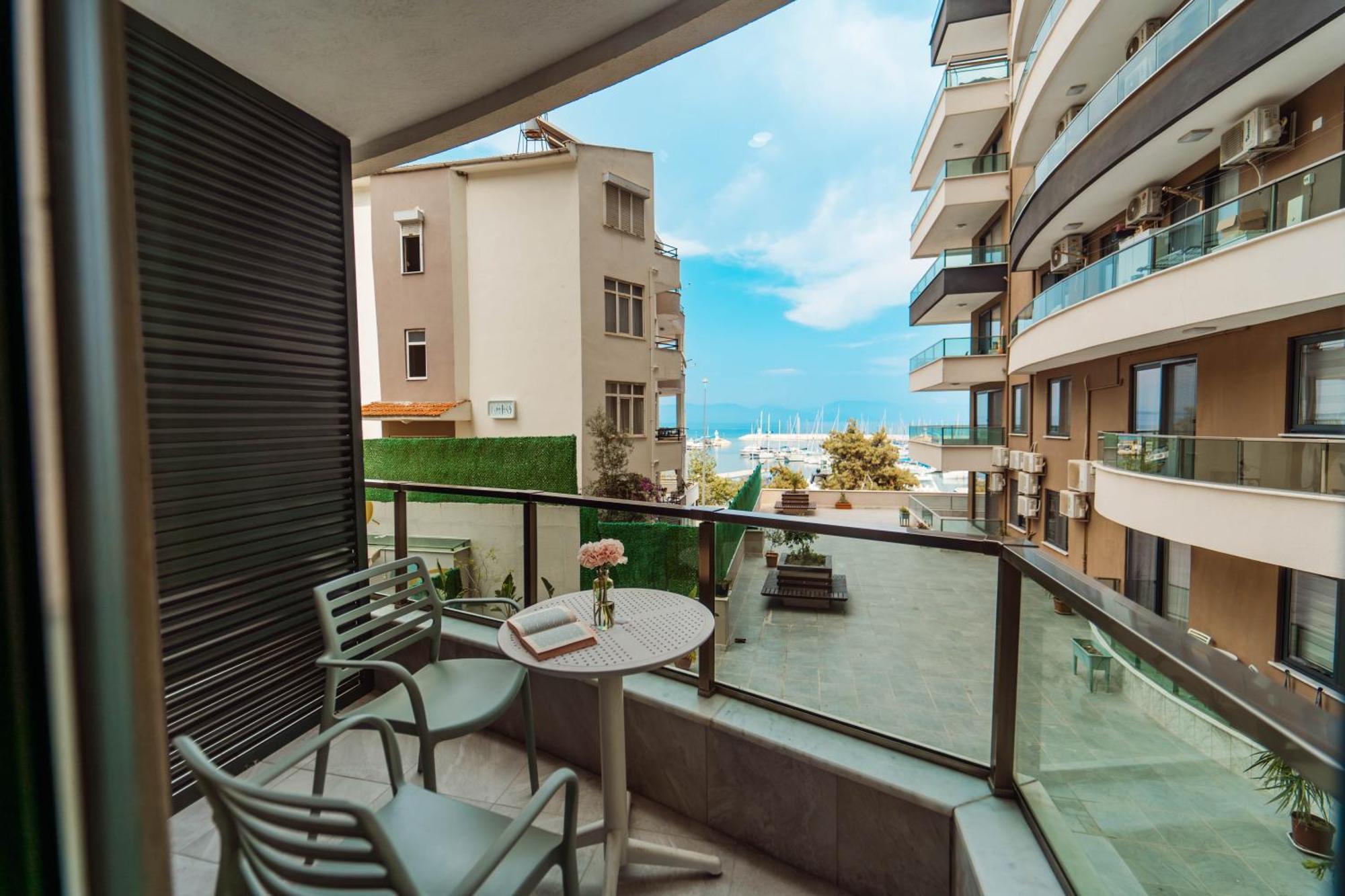 Fortunella Suites Finike Bagian luar foto