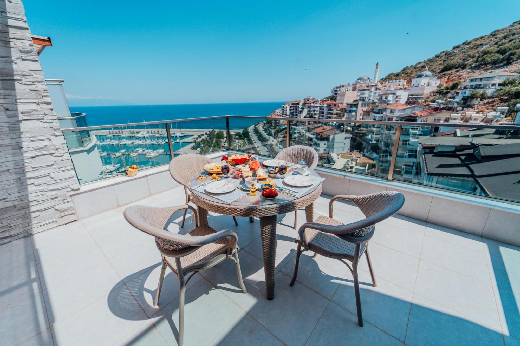 Fortunella Suites Finike Bagian luar foto