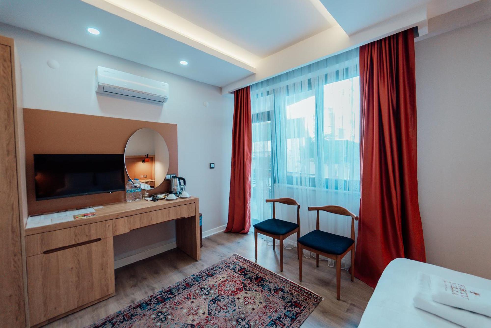 Fortunella Suites Finike Bagian luar foto